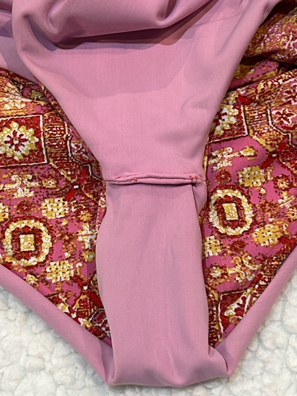 Frankies Bikinis Lily Geo Print One Piece Swimsuit size Large Isla Pink - Picture 7 of 11